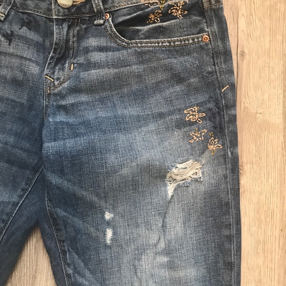 🎉Gap distressed jeans size 6 - Picture 5 of 6